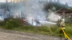 Tiszaújlakon kigyulladt egy épület