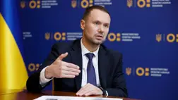 Skarlet: Csaknem ezer tanár harcol az ukrán hadseregben