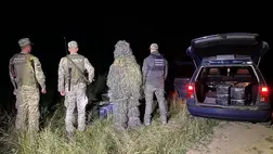 A cigarettával együtt a gépkocsikat is hátrahagyták a menekülő csempészek Kárpátalján