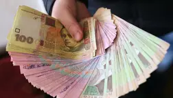 A háború kezdete óta 25-50%-kal csökkentek a fizetések Ukrajnában