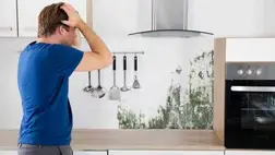 Felázott, salétromos falak, penész: milyen betegségeket okozhat?