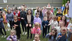 A Salánki Görögkatolikus Egyházközség vezetősége, aktivistái úgy döntöttek, hogy meglepetéssel készülnek gyermekeik számára, s egy vidám, tartalmas gyermeknapi programra invitáltak mindenkit.