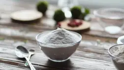  Ezt teszi a só a vágódeszkával! Ennyi mindenre bevetheted a konyhasót 