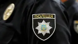 Ukrajnában rendőrök szexeltek egy nyilvános medencében