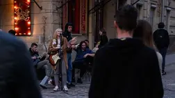 Megtiltották az utcai zenészeknek, hogy oroszul énekeljenek Ternopilban