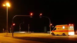 Lengyelországban egy ukrán férfi megszökött a mentőautóból, miközben a pszichiátriára szállították