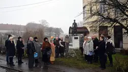 A költő számunkra, kisebbségben élő magyarok számára az örök példakép: nemzetünkhöz, anyanyelvünkhöz, szerzett jogainkhoz olyan következetesen kell ragaszkodnunk, ahogy ő tette.