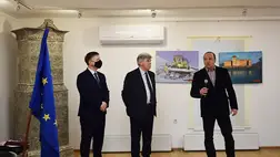 A magyar kultúra napja alkalmából kiállítás nyílt Magyarország Beregszászi Konzulátusán. Az itt található Munkácsy Mihály Galériában a közönség Potyók Tamás debreceni festőművész várak és erődtemplomok kiállítást tekintheti meg. 