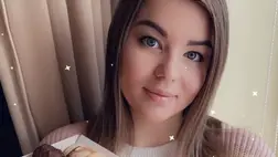 A beregszászi Orbán Salánki Vivien szenvedélye a különleges sütemények elkészítése. Macaronjai pedig olyan kelendőek, hogy sosem tud eleget sütni belőlük.