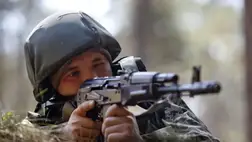 Súlyosan megsebesült egy katona Donbászon