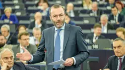 Manfred Weber: szükség esetén Magyarország nélkül kell bevezetni olajembargót Oroszországgal szemben
