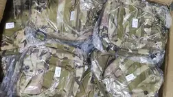 Katonai ruházatot foglaltak le Csapnál