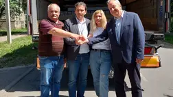 Helmeczi László polgármester Záhony Város Önkormányzata nevében 64 ágyat és hozzá tartozó matracot adott át az Ungvári Főkonzulátus közreműködésével a csapi Széchenyi István Középiskola részére május 19-én. 