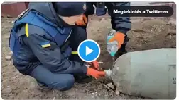 Egy palack vízzel hatástalanítanak egy orosz bombát az ukránok