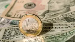 Itt az első becslés arról, mennyibe kerülhet idén a világnak az ukrajnai háború