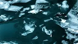 Ukrajnai férfiak a fagyos Tiszán átgázolva szöktek Romániába