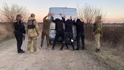 A kárpátaljai rendőrök őrizetbe vettek egy feltételezett embercsempészt