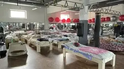 Irodákban és edzőtermekben is helyeznek el menekülteket Ungváron