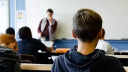 Ukrajnában 300 ezerrel csökkent az iskolások száma