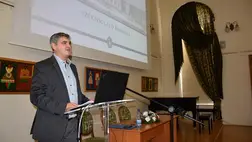 Csernicskó István: Hogyan kreáljunk nyelveket? - A nyelv, a nemzet, az állam és a politika viszonya (Fotó: Kárpátinfo/Kovács Elemér)