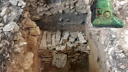 Furcsa, kis zöld figurákat találtak ebben a maja sírkamrában