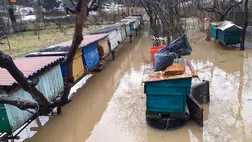 Az intenzív esőzések miatt  a legtöbb folyó és patak vízszintje megemelkedett Kárpátalján. Fotó: DSZNSZ