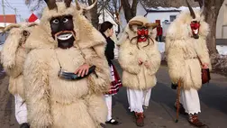 Hetvennél több busócsoport és 2500 maskarás búcsúztatja a telet a mohácsi busójáráson