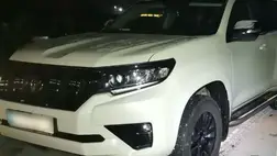 Ittas sofőr ütött el egy gyalogost Kárpátalján.A rendőrök őrizte vették a cserbenhagyó gázolót. Fotó: Nemzeti Rendőrség