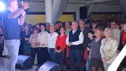 Fergeteges Curtis-koncert a Helikonban - „Nincs energiám haragudni a rosszakaróimra, mert van kit szeretnem” . Fotó: Kárpátinfo/Kovács Erzsébet