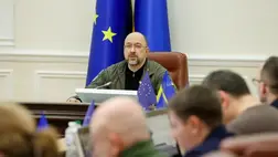 Ukrajna-mezőgazdaság-kormány-online A lengyel gazdák által létesített határzárról tartott Lvivben kihelyezett ülést az ukrán kormány, majd a lengyel határhoz utazott