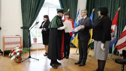 Főiskolai diplomaátadó ünnepség a Perényi Kultúrkúriában - Hagyomány és megújulás