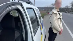 200 hrivnyával akarta lefizetni a járőröket egy egy nő Kárpátalján. Fotó: Kárpátaljai Járőrszolgálat