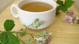 Csillapítja a hasmenést, csökkenti a puffadást: a szederlevéltea 3 jótékony hatása