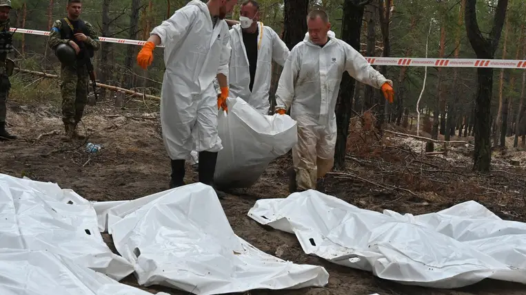 Tömegsírt találtak a felszabadított Izjumban