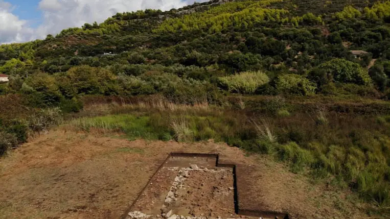 A tenger istenének soha nem látott szentélyét fedezték fel