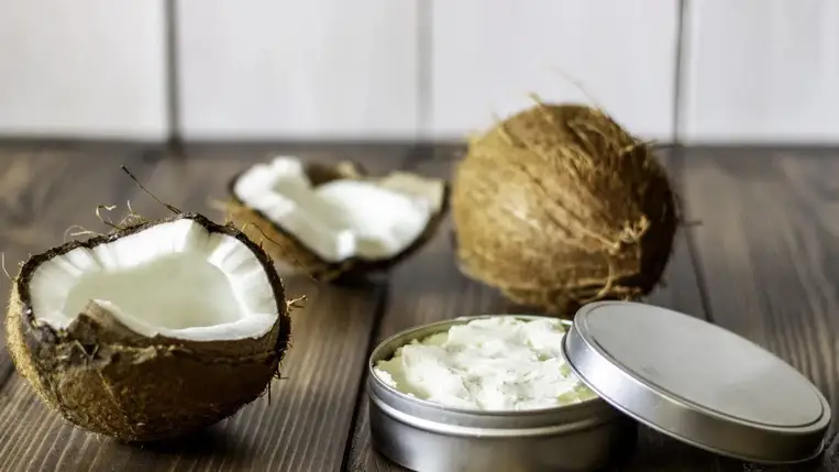  Ez történik, ha kókuszolajat kensz a gombás fertőzésedre 