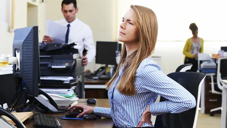 Így védhetők ki az ülőmunka káros hatásai