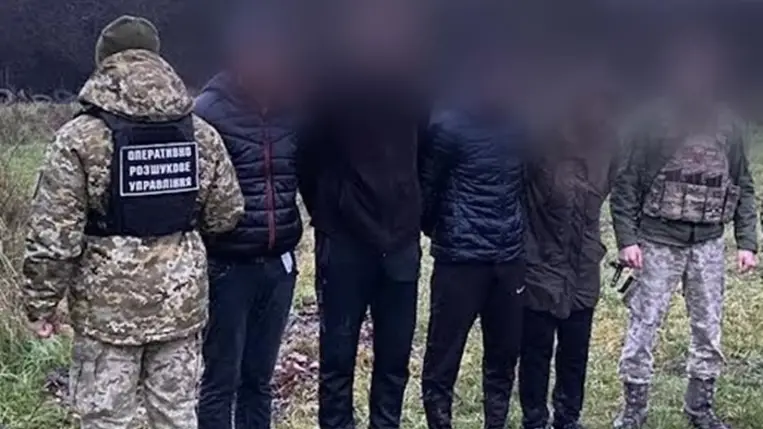 Kárpátaljai hadköteleseket fogtak el Asztély közelében