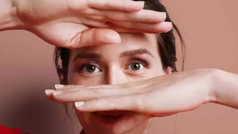  Gyakran ébredsz duzzadt szemekkel? Ezek a tippek segíthetnek 