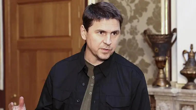 Mihajlo Podoljak, az Ukrán Elnöki Iroda vezetőjének tanácsadója. Fotó: Ukrán Elnöki Hivatal