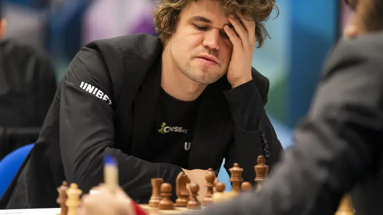 A sakkvilágbajnok Carlsennek elege lett a játékból