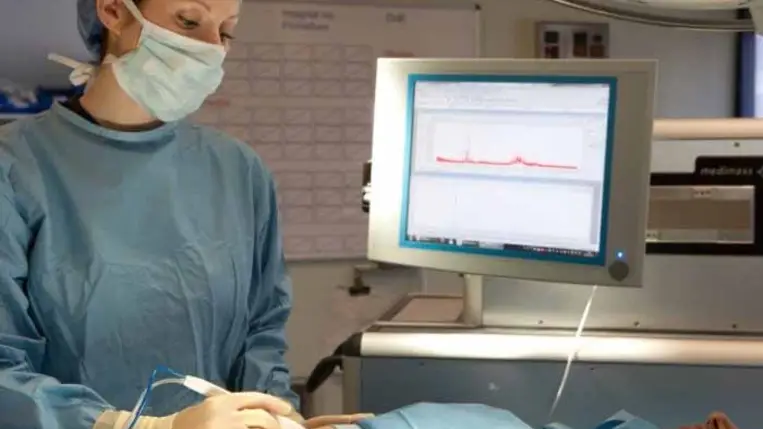 Pillanatok alatt kiszagolja a rákot egy új sebészkés