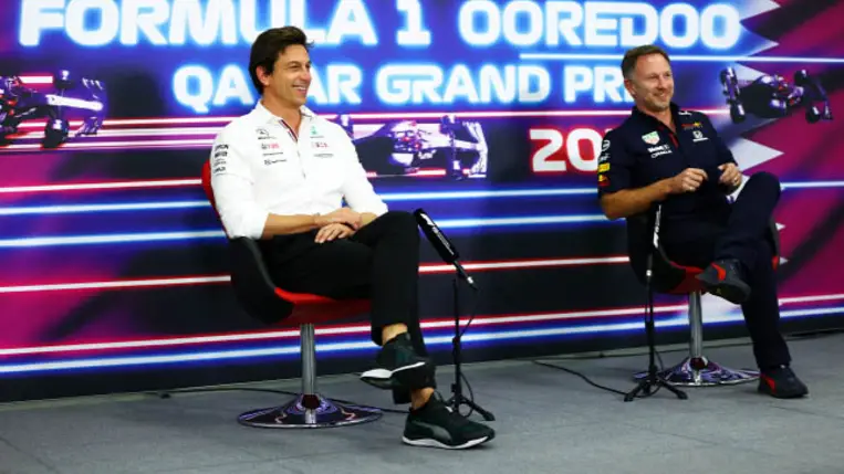 Kiderült, mennyi pénzt keresnek a Forma-1-es csapatfőnökök