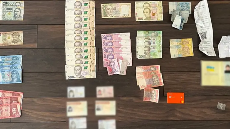 Horogra akadtak az ukrán adathalászok. Fotó: Police.hu