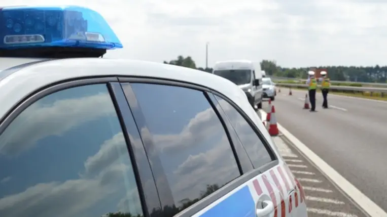 Halálos közlekedési baleset történt az M3-ason Szihalomnál hétfő délben. Fotó: police.hu