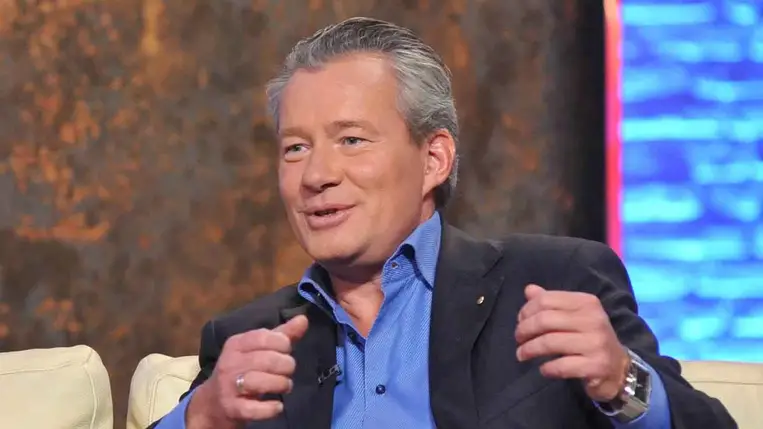 A 63 éves Pálffy István újra műsort vezet: ezen a csatornán tér vissza