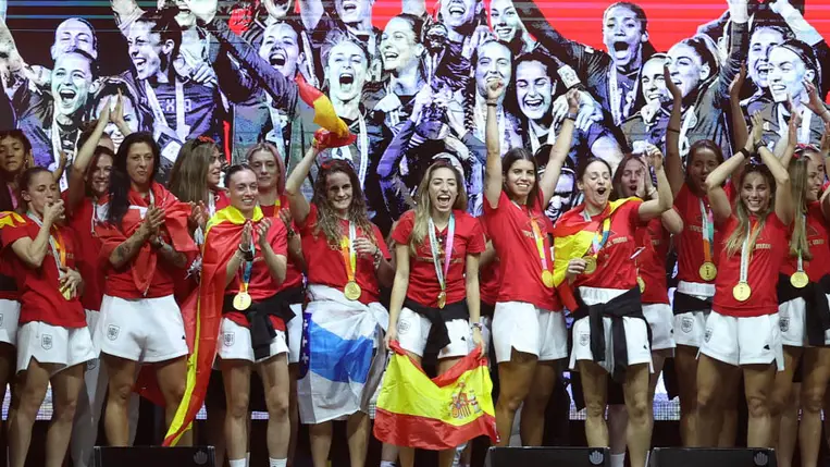 Tovább sztrájkolnak a világbajnok spanyol női focisták