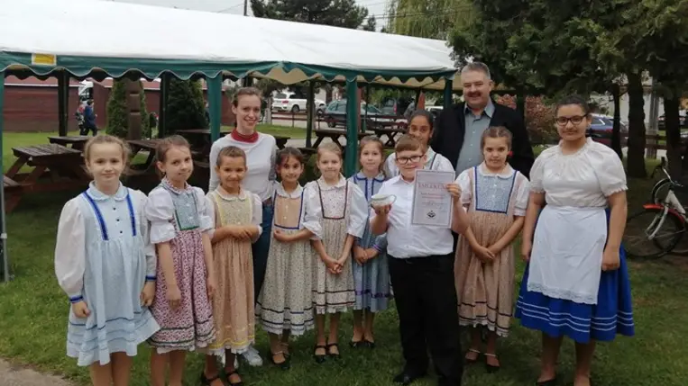 Dobbantsunk dióra! - A Néphagyomány az oktatásban kurzus személyes tapasztalatai