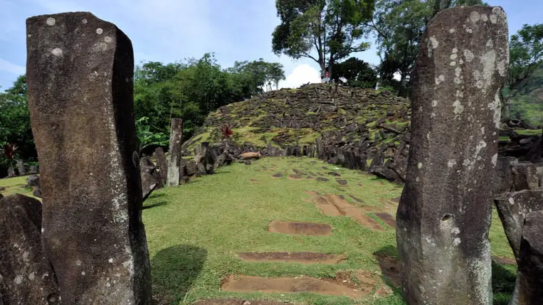 Elképesztő dolog derült ki egy Indonéziában talált furcsa dombról