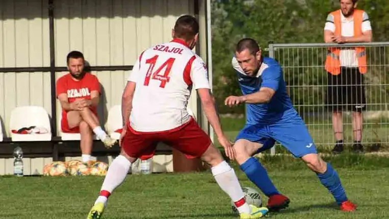 Hihetetlen dráma: vérmérgezést kapott, a halálból tért vissza a magyar focista